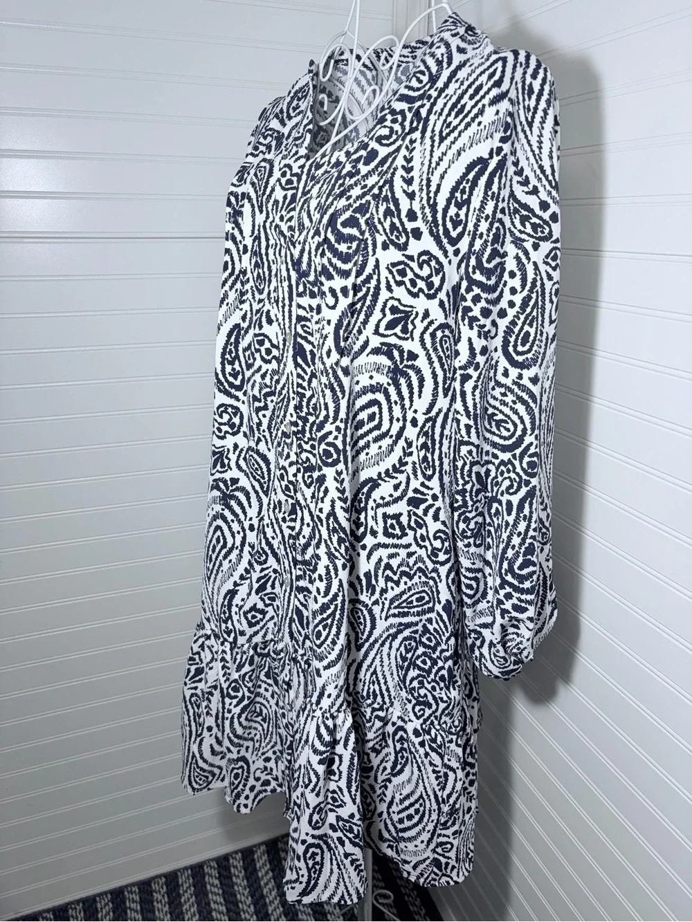 Navy & White Paisley Long Sleeve Tiered V-Neck Dress by